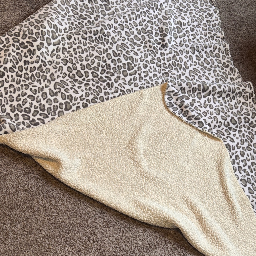 Better Homes And Gardens Cream Sherpa Blanket
